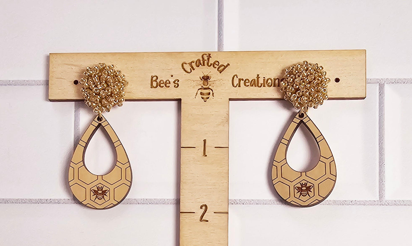 Cute Bee Dangle Earrings, Engraved, Teardrop Earrings, Honeycomb Earrings, Mother's Day Gift for Mom, Spring Earrings, Honeycomb Earrings