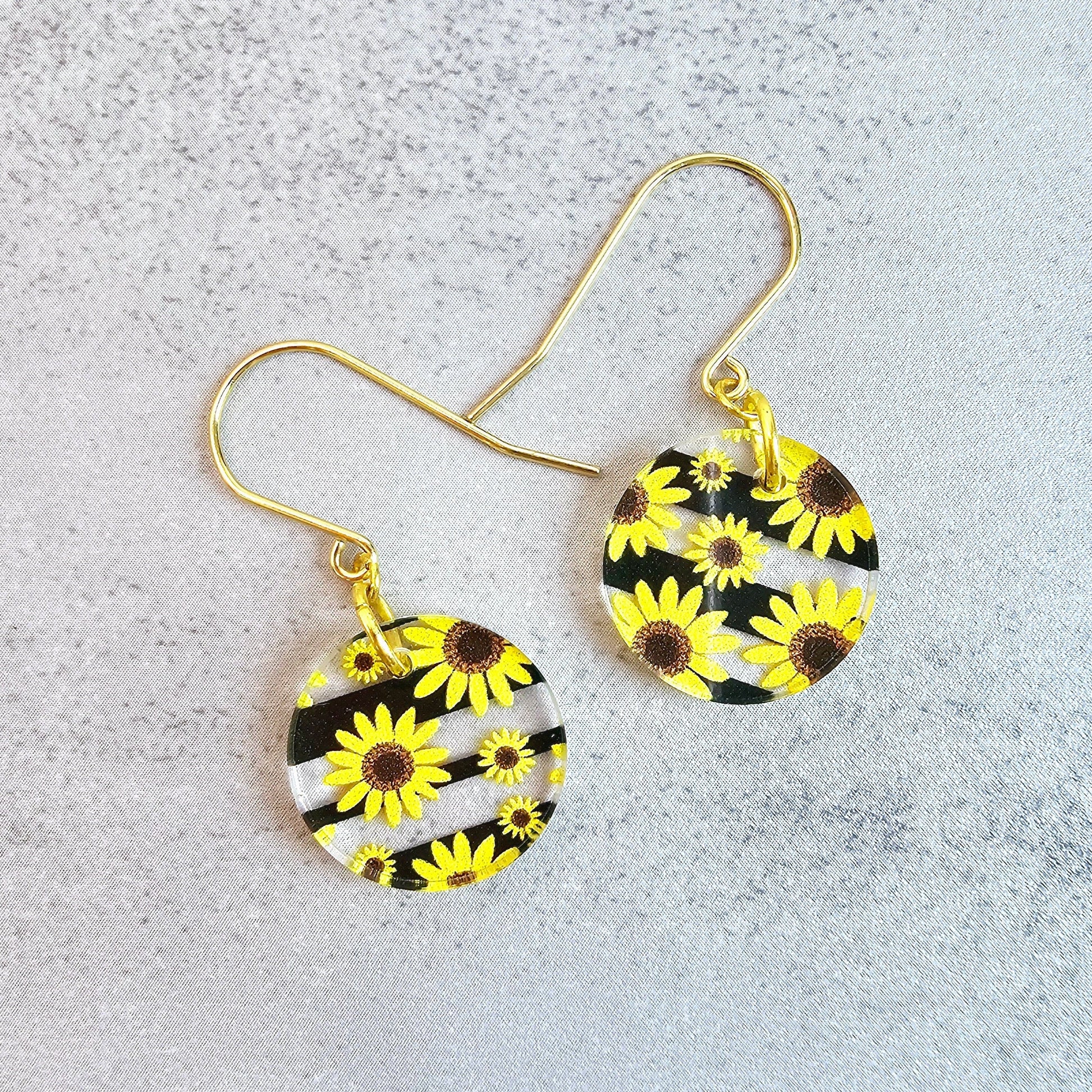 Sunflower Dangle Earrings, Gift for Her, Summer Earrings, Gift for Mom, Boho Earrings, Spring Earrings, Floral Earrings